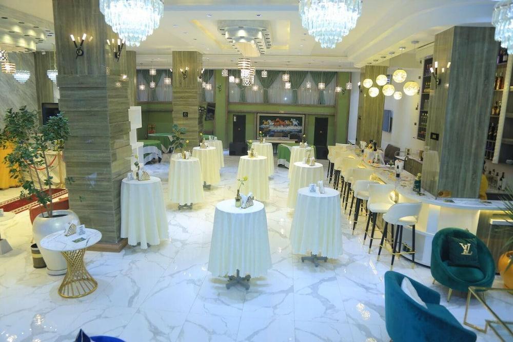 Cyan Hotel Addis Ababa Exterior foto